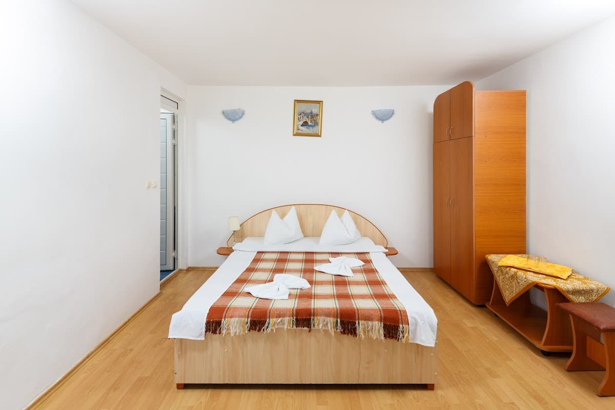 Casa Blanca din Costinesti 2