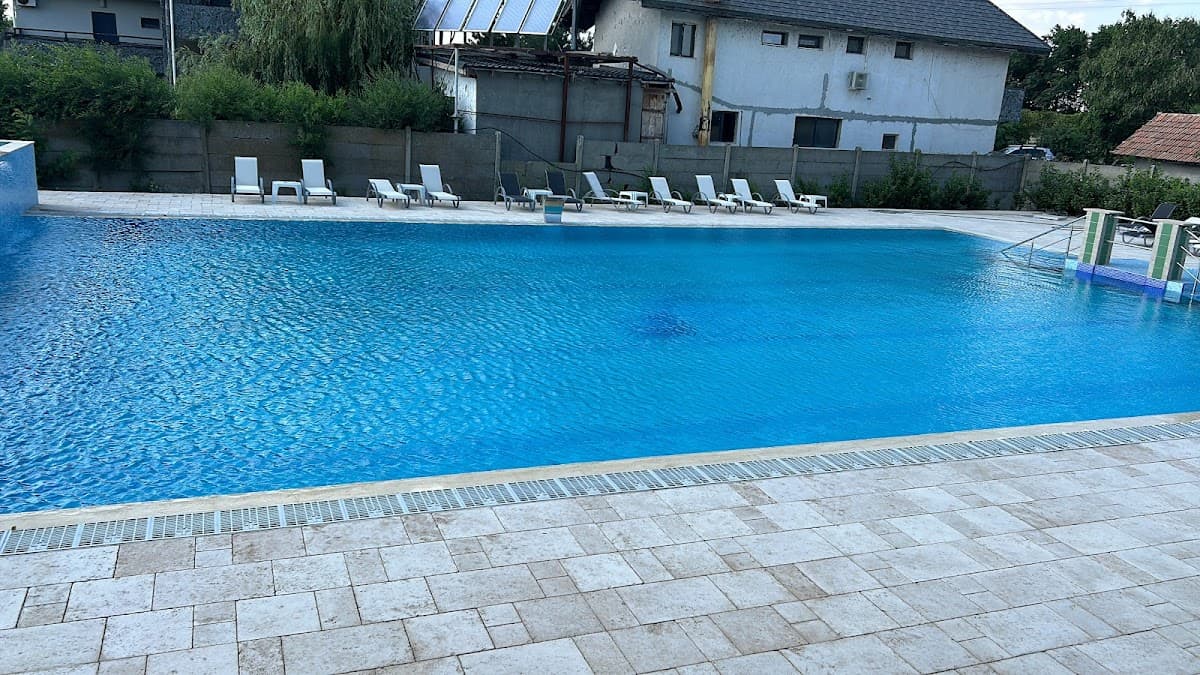 Complex Turistic BC Aprilia 3