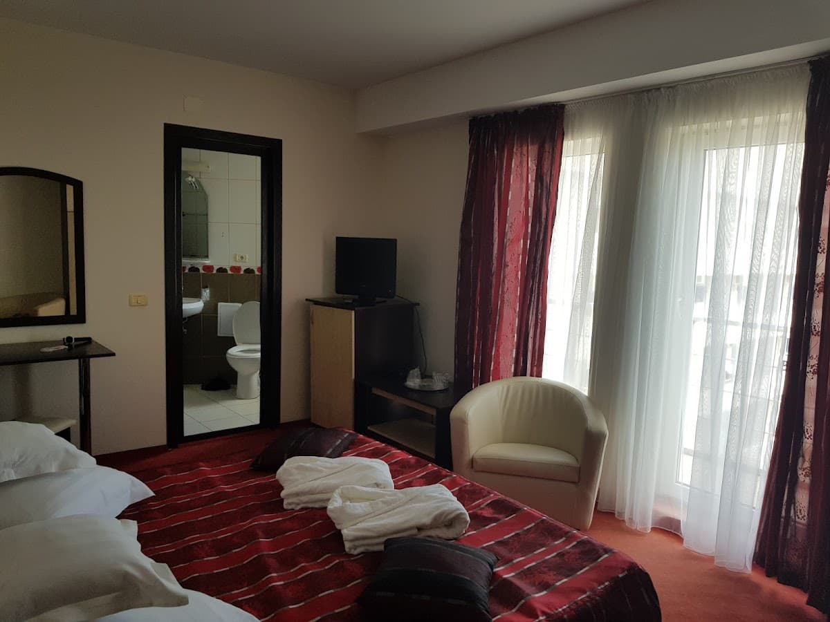 Hotel Golden Beach 2