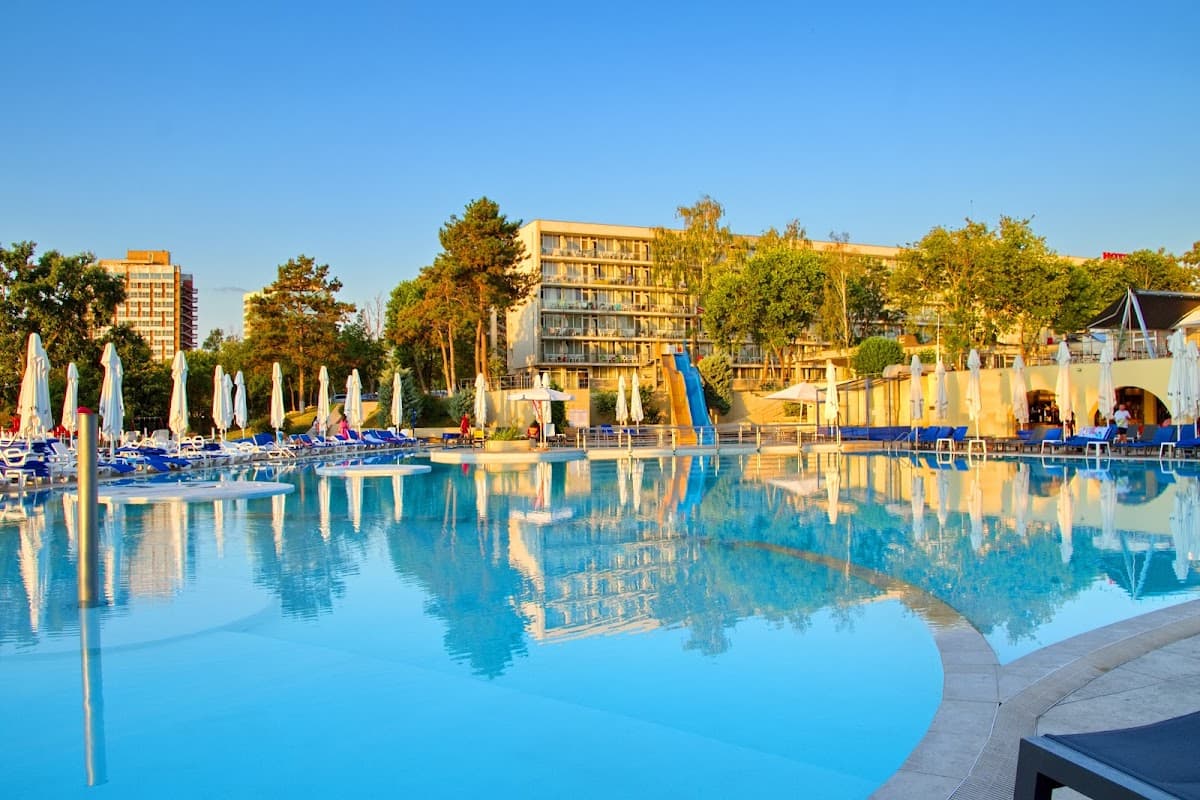 Hotel Narcis Saturn 3