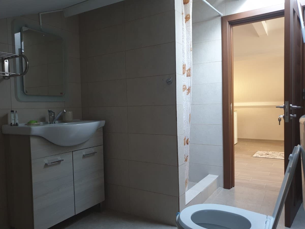 Pensiunea Lotus Corbu 3