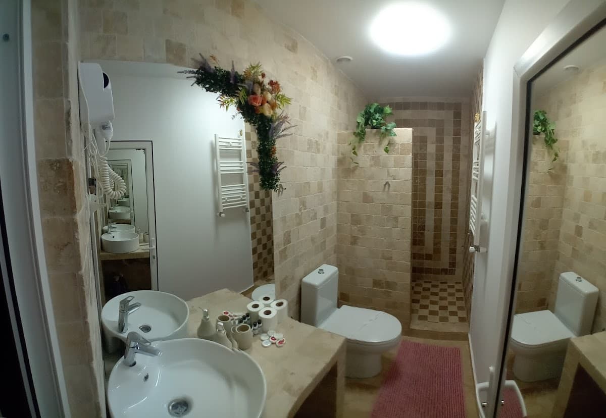 VILA THEO MANGALIA 3