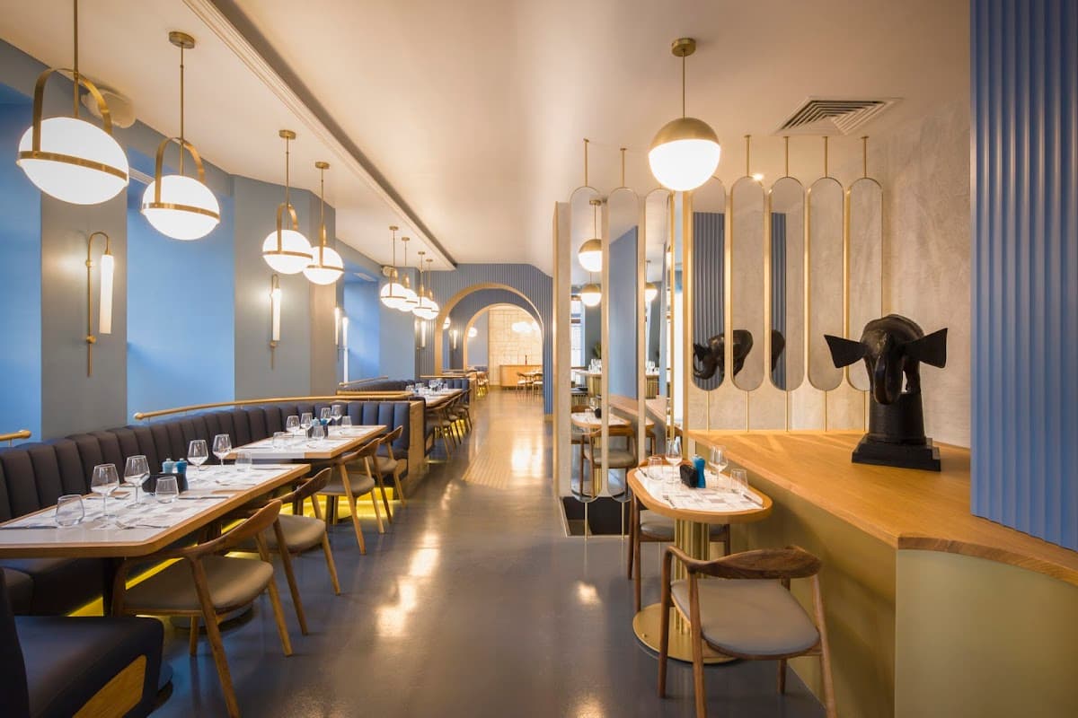 1896 Brasserie & Lounge