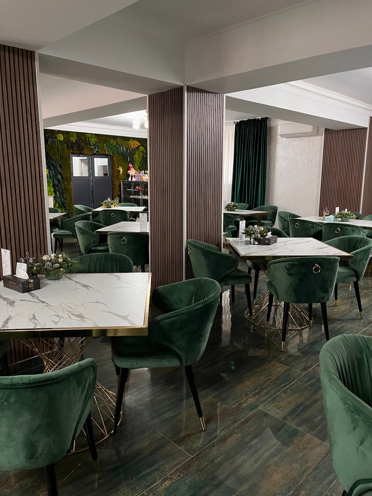 KOLYBA (Колыба) Украинская кухня