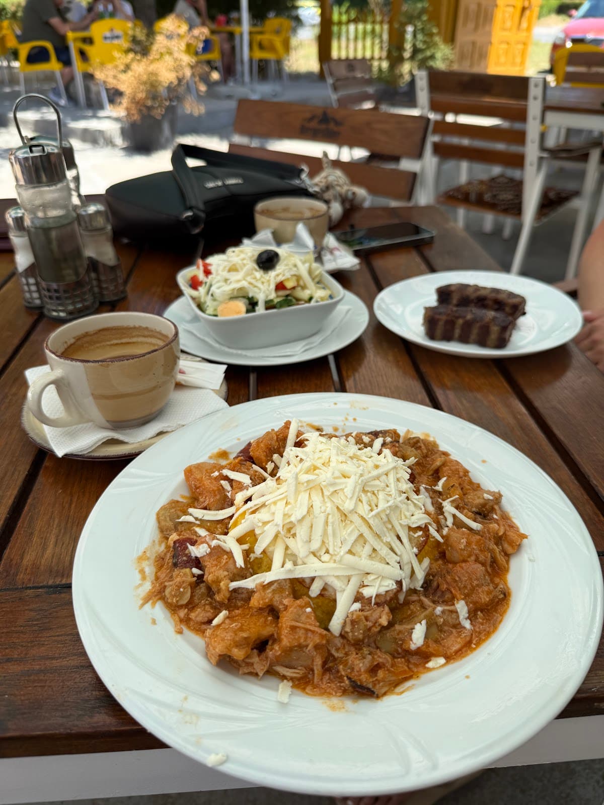 La Nina Bufet Bazar Neptun 3