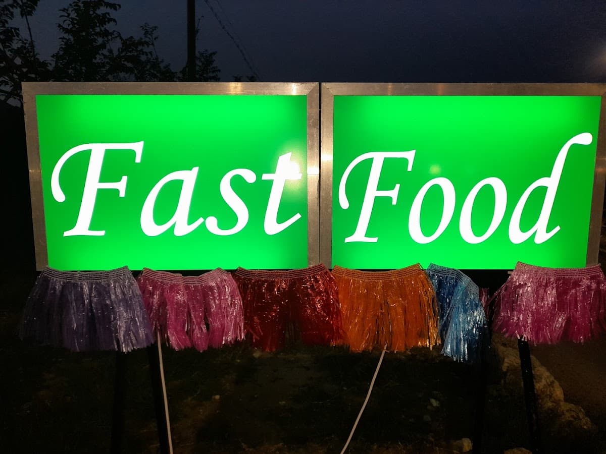 LA NOI CA LA GRECI 3