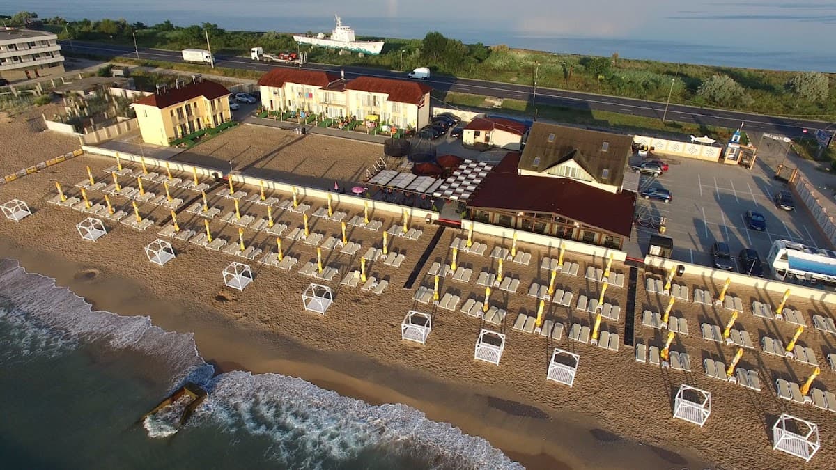 Restaurant Pescăresc Între Ape 3