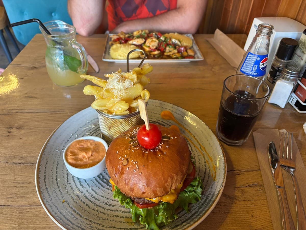 Terasa Summer DVG Costinesti 3